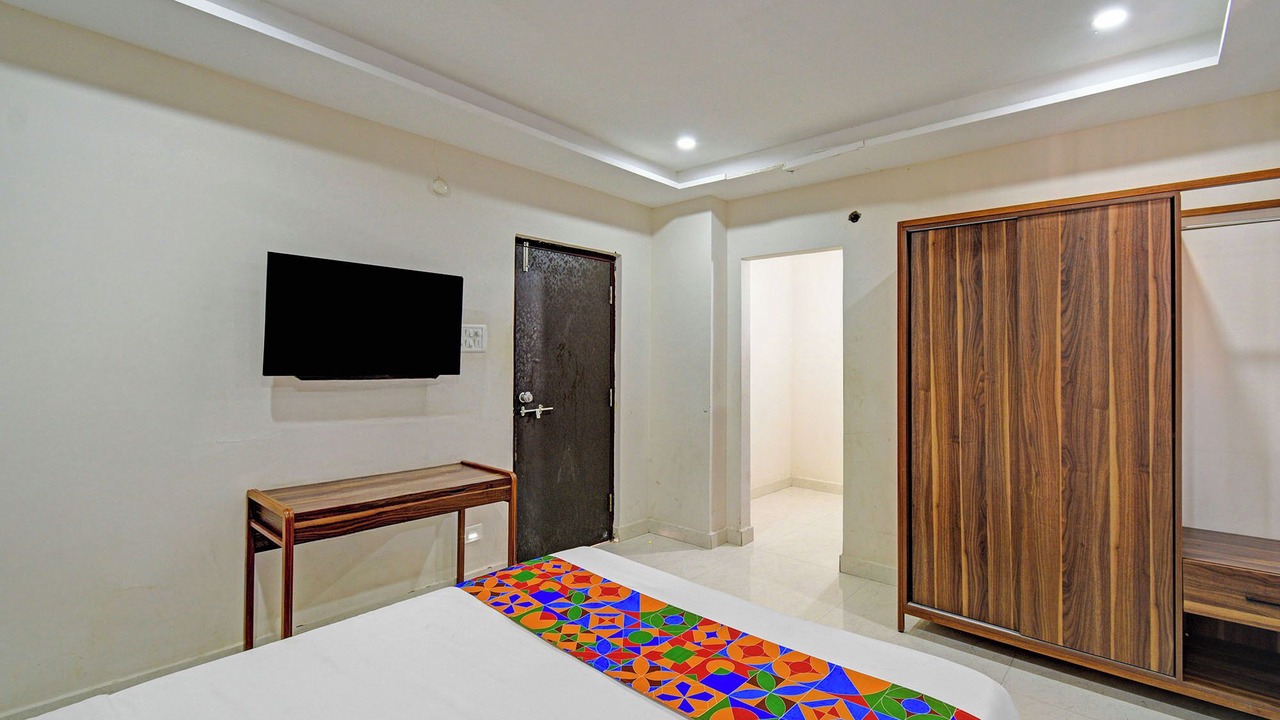 Photo of Bedroom in Kukatpalli