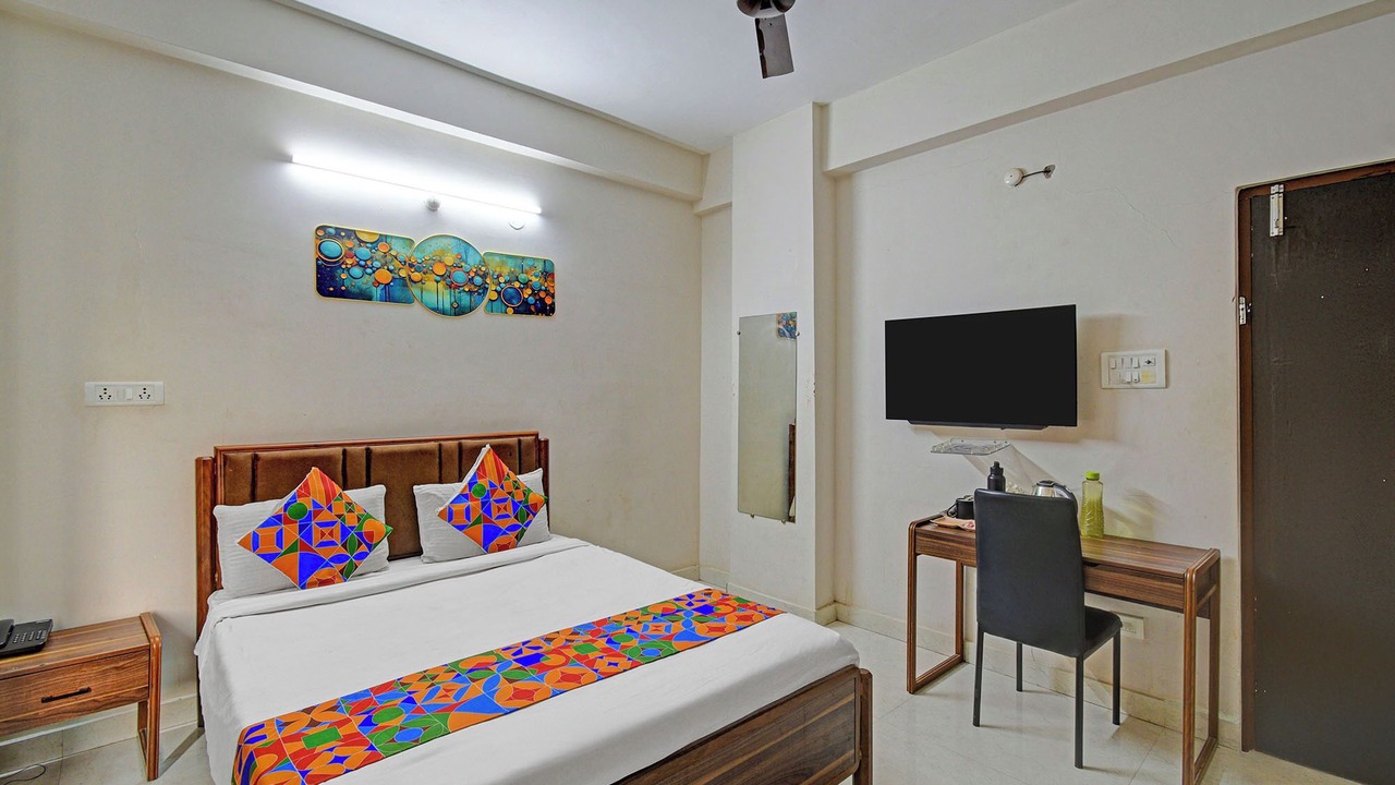 Photo of Bedroom in Kukatpalli