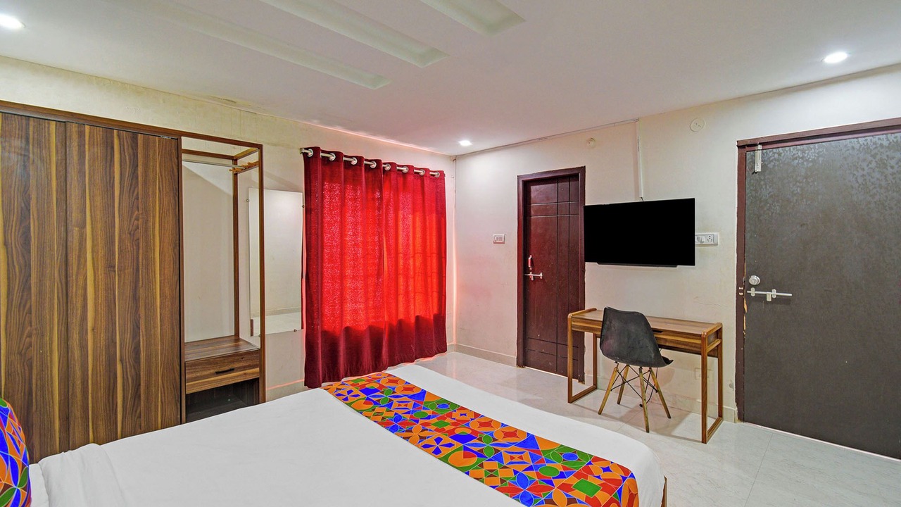 Photo of Bedroom in Kukatpalli