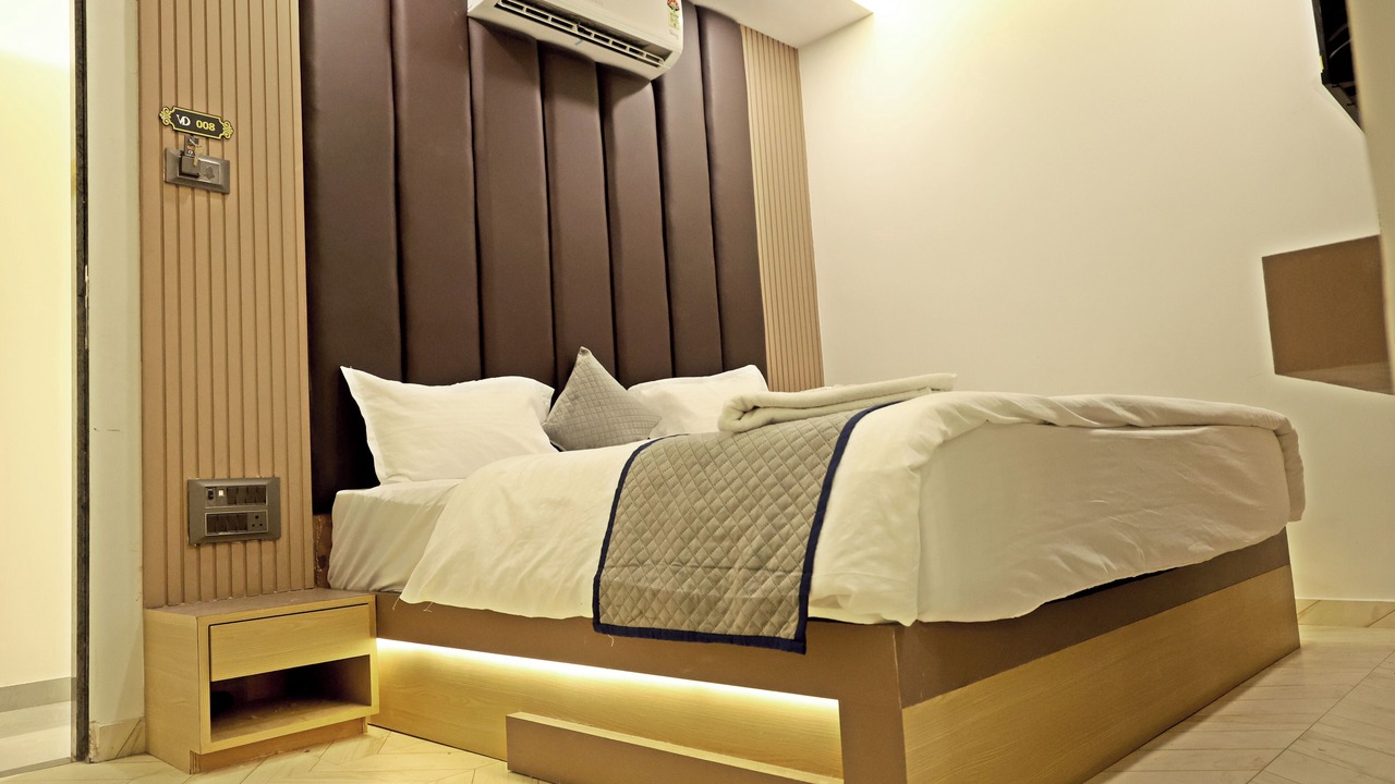 Photo of Bedroom in Surat