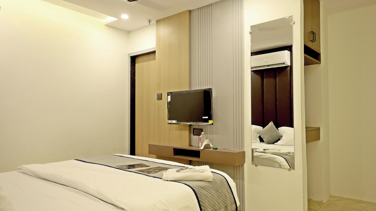 Photo of Bedroom in Surat