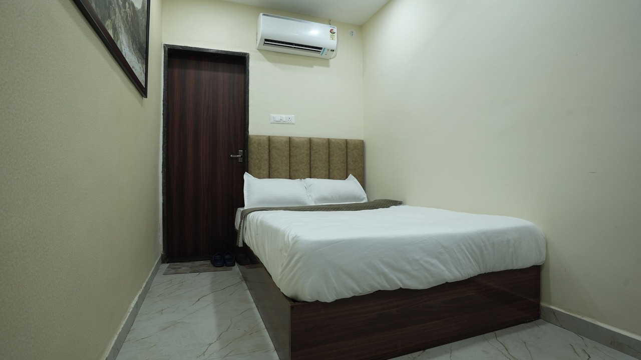 Photo of Bedroom in Raipur