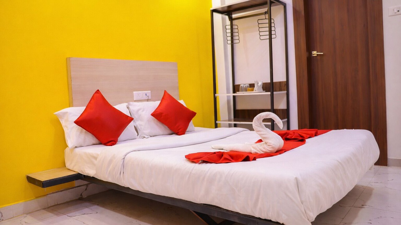 Photo of Bedroom in Bhopal
