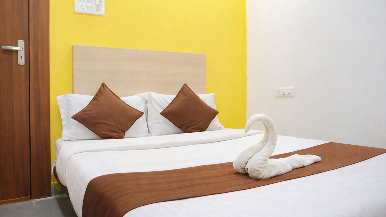 Photo of Bedroom in Bhopal