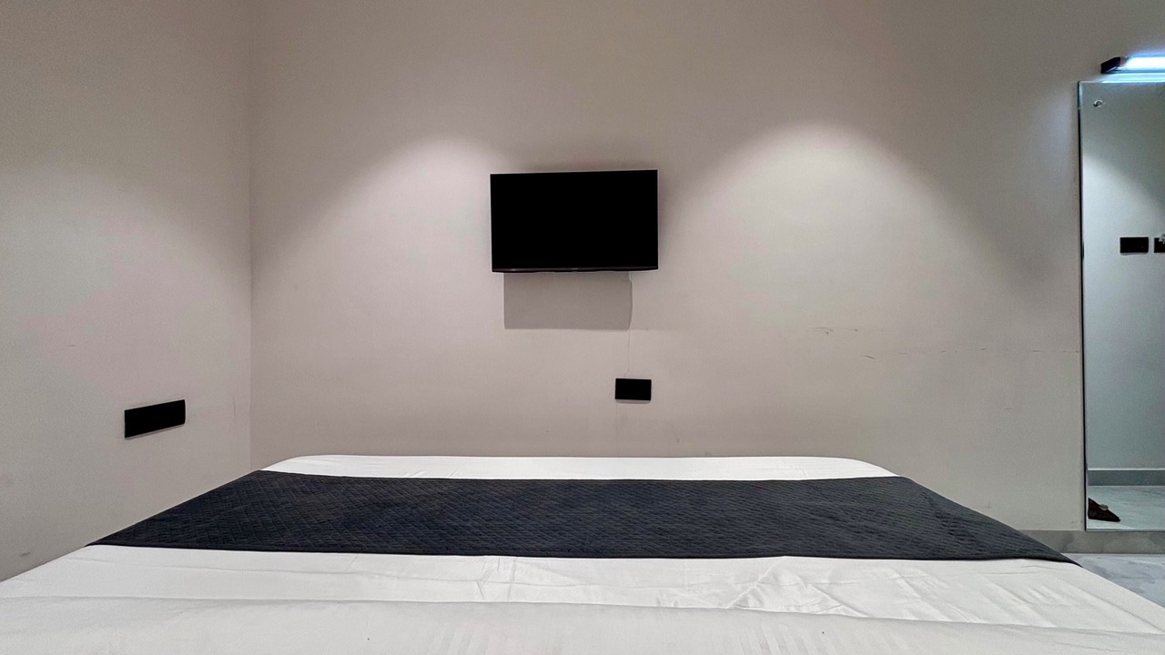 Photo of Bedroom in Bilaspur