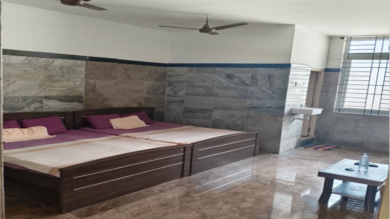 Photo of Bedroom in Perundurai