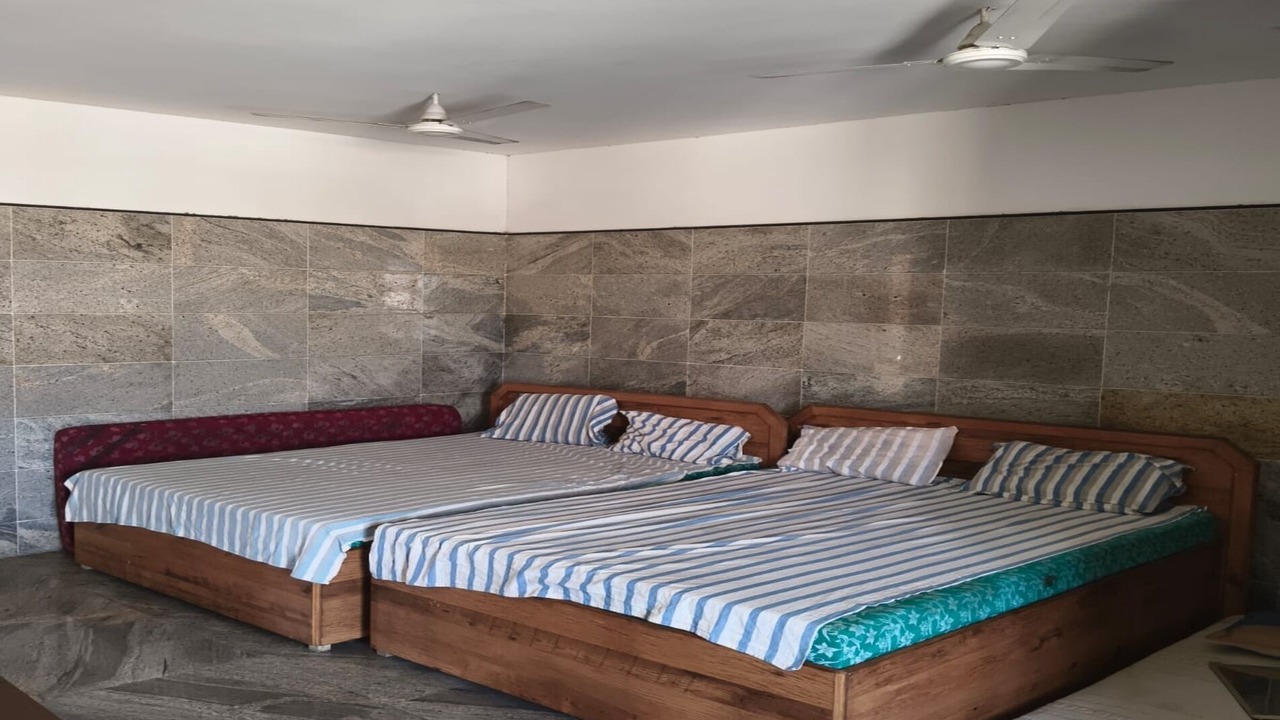 Photo of Bedroom in Perundurai