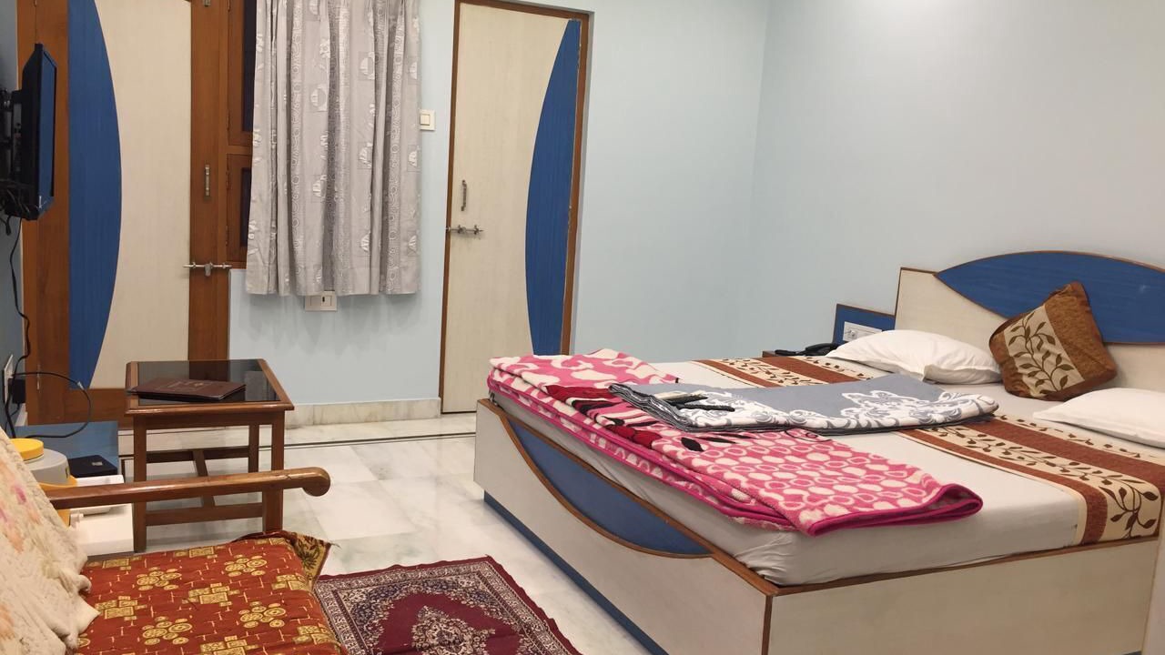 Photo of Bedroom in Abu Road