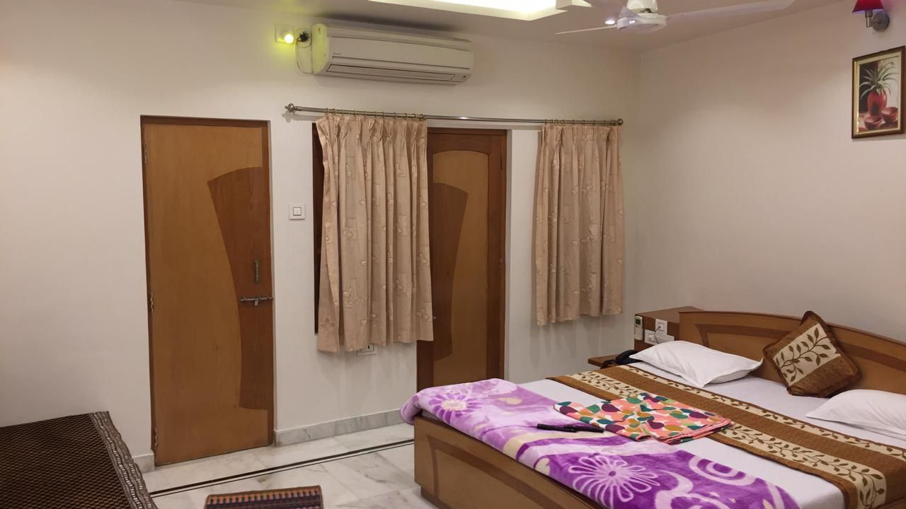 Photo of Bedroom in Abu Road
