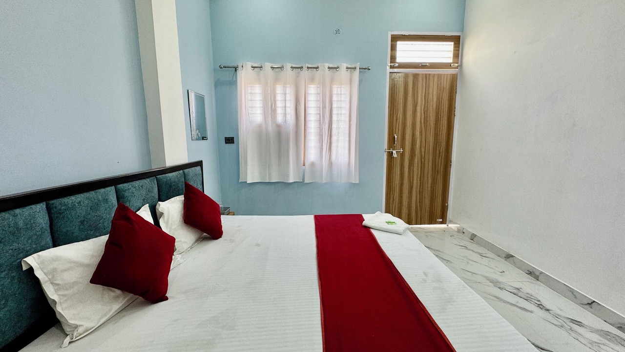 Photo of Bedroom in Vrindavan