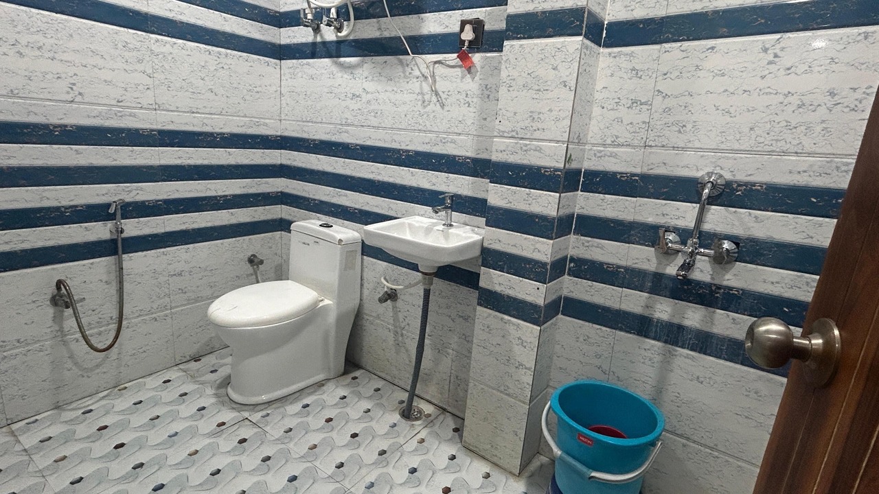 Photo of Bathroom in Sadabad