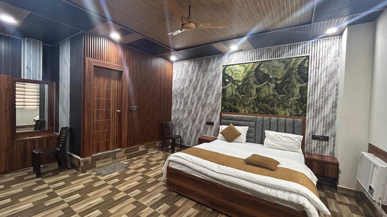 Photo of Bedroom in Sadabad