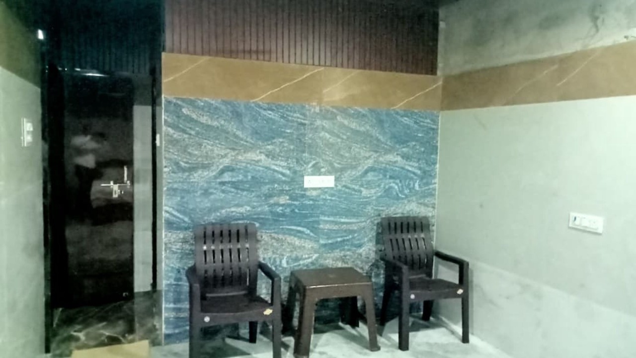 Photo of Bedroom in Kalmeshwar