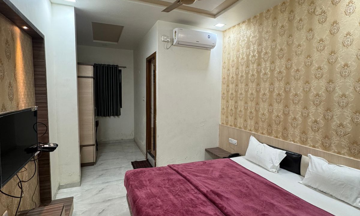 Photo of Bedroom in Morshi