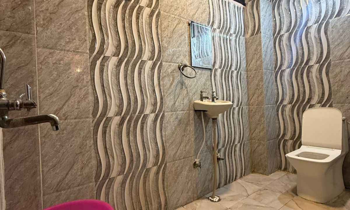 Photo of Bathroom in Amer