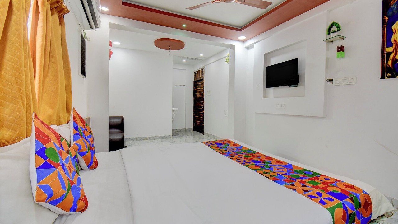Photo of Bedroom in Alandi