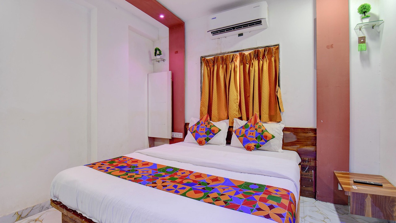Photo of Bedroom in Alandi