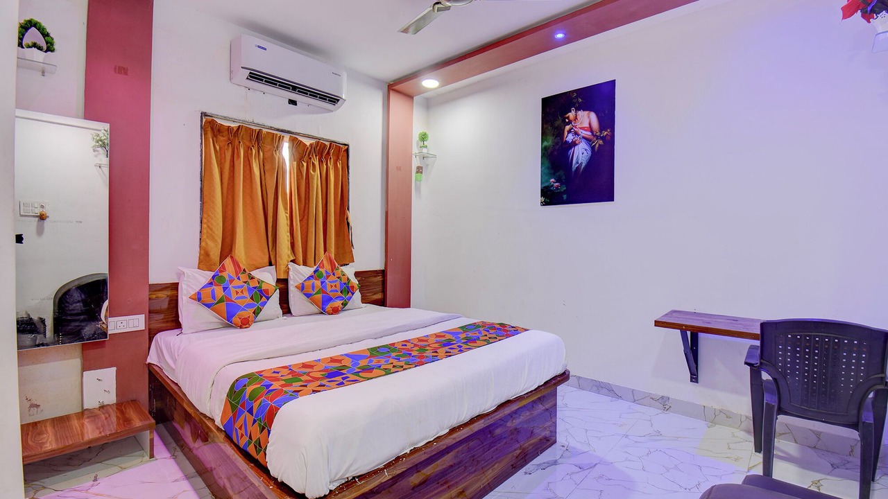 Photo of Bedroom in Alandi