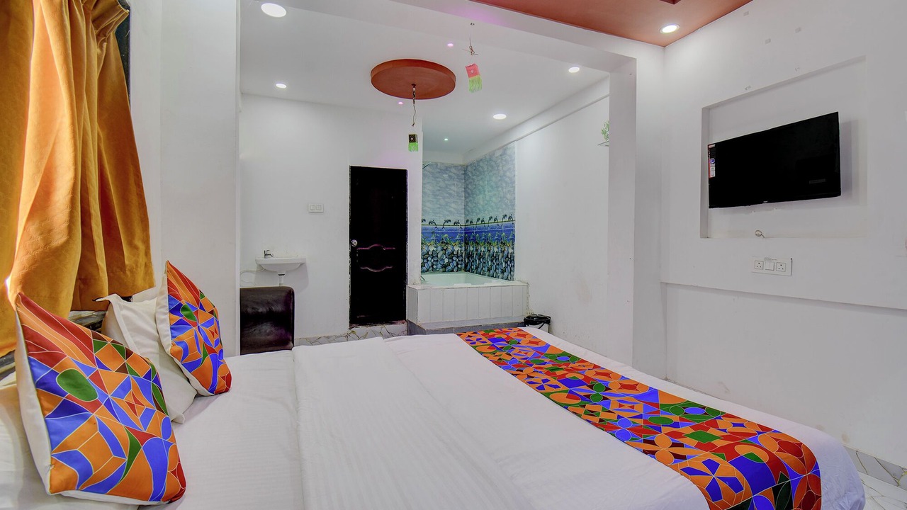 Photo of Bedroom in Alandi