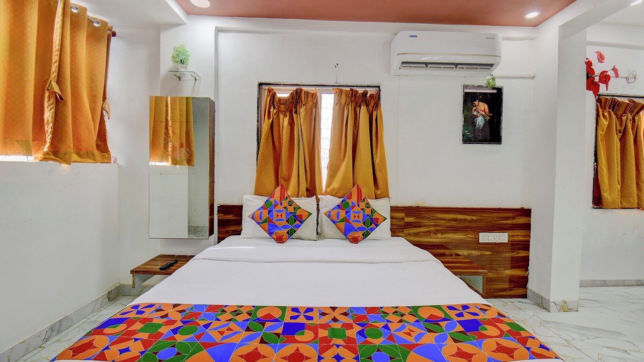Photo of Bedroom in Alandi
