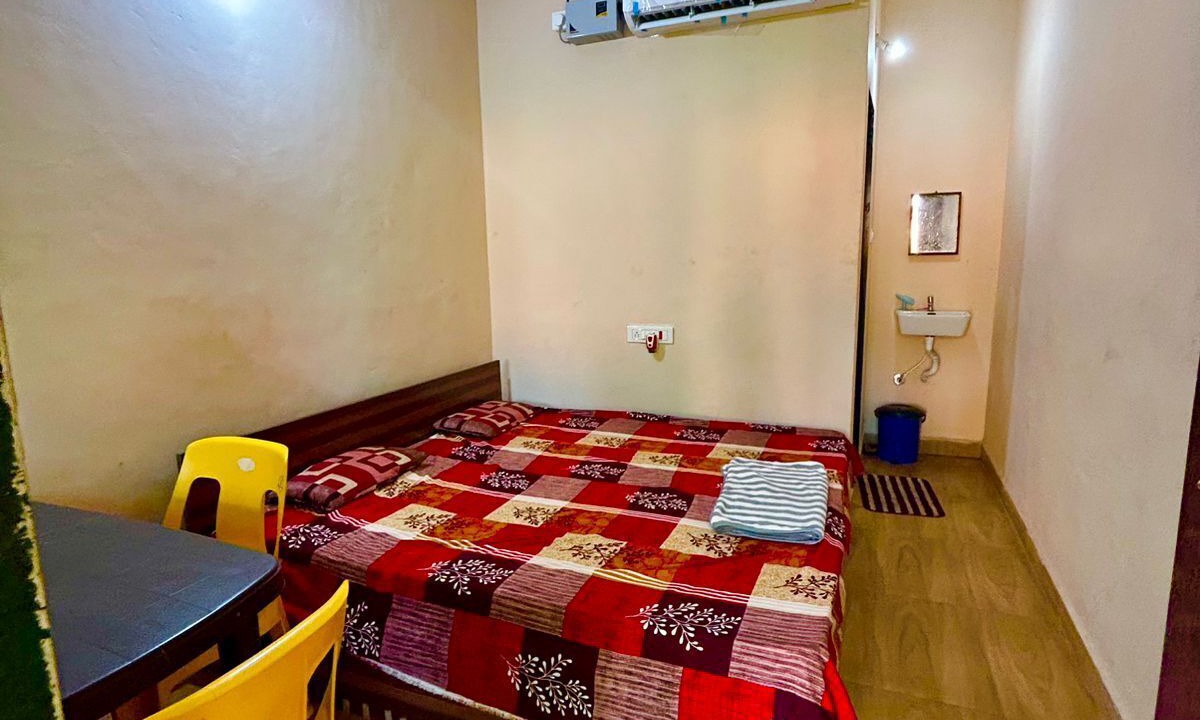 Photo of Bedroom in Akshi