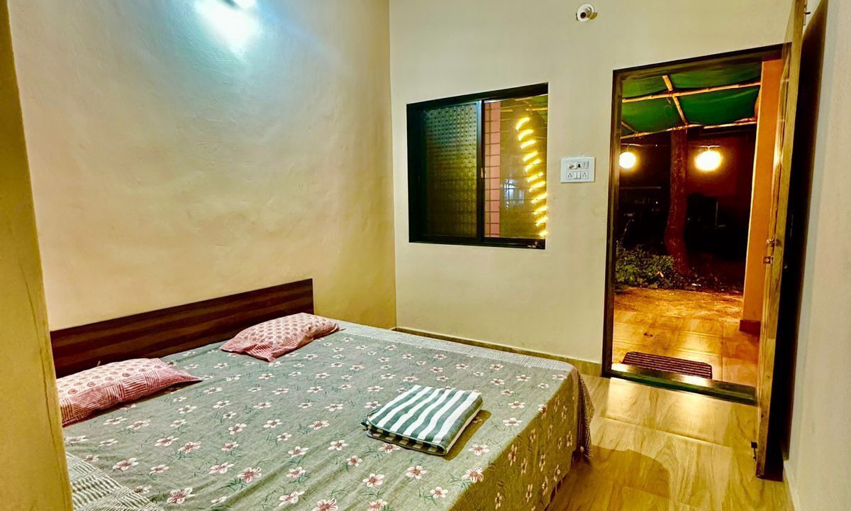 Photo of Bedroom in Akshi