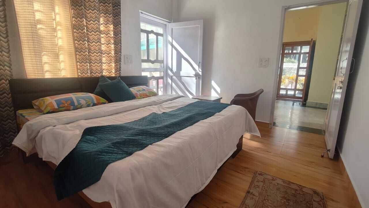 Photo of Bedroom in Munsyari