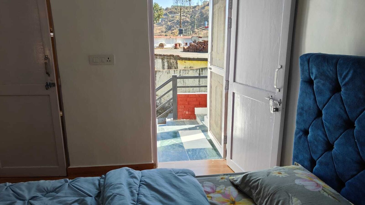 Photo of Bedroom in Munsyari