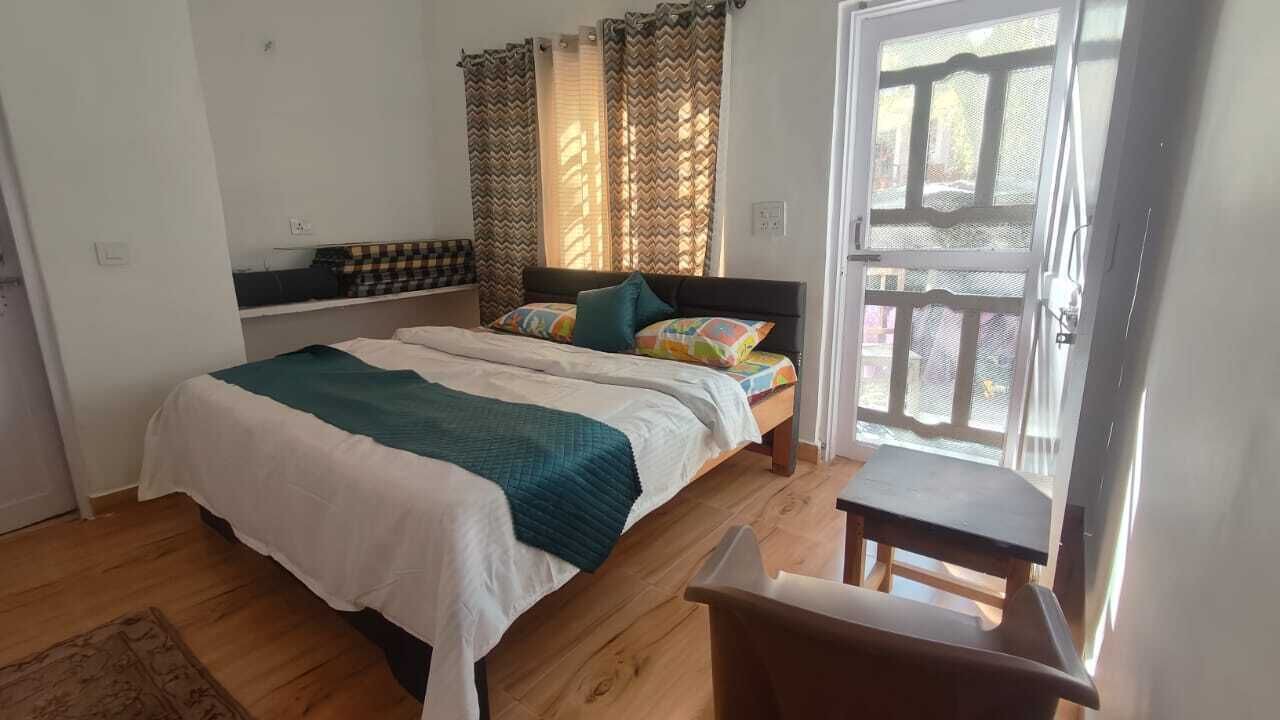 Photo of Bedroom in Munsyari