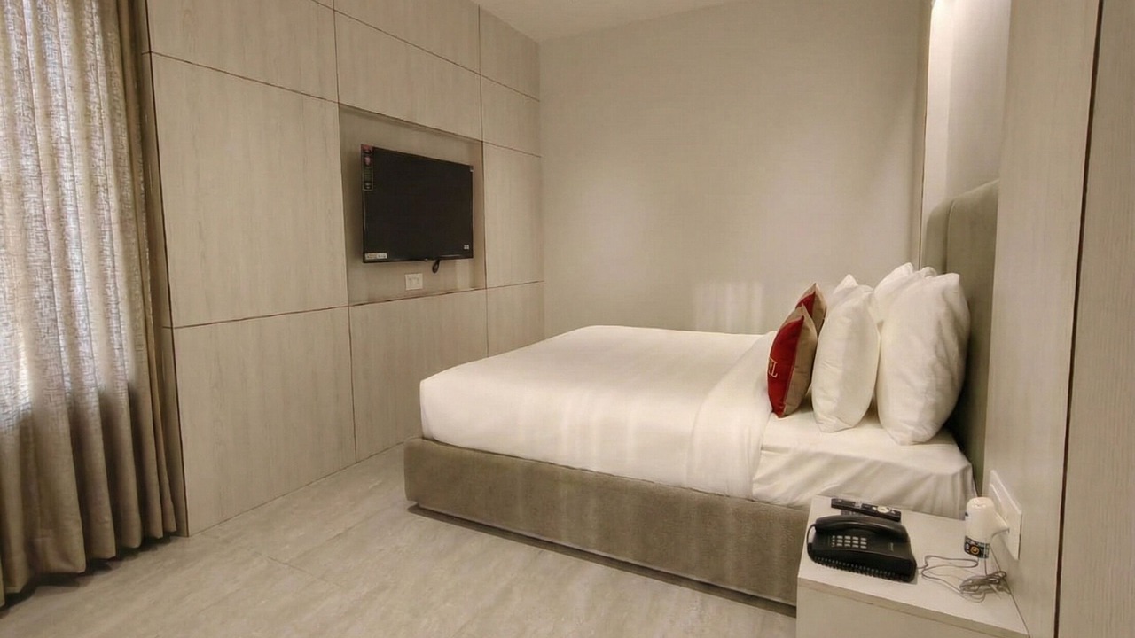 Photo of Bedroom in Ujjain