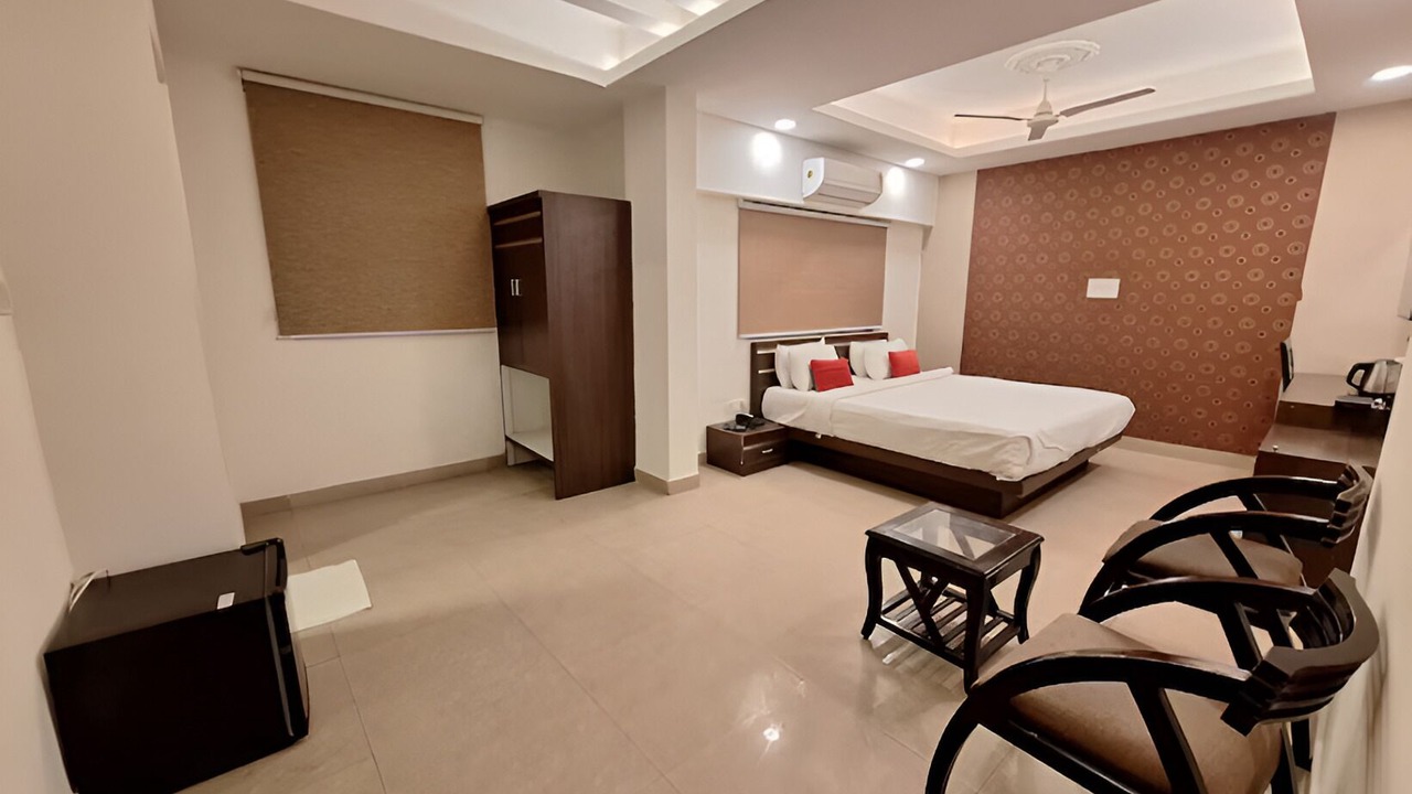 Photo of Bedroom in Bhopal