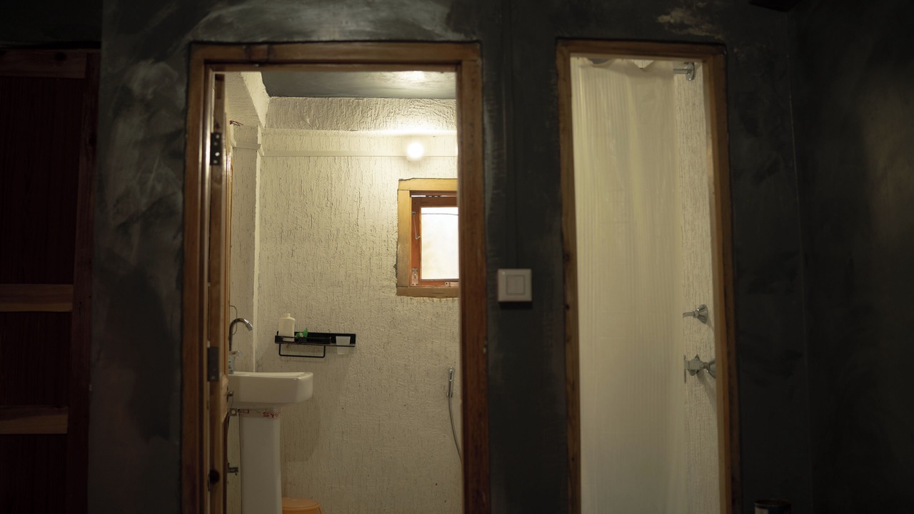 Photo of Bathroom in Kullu