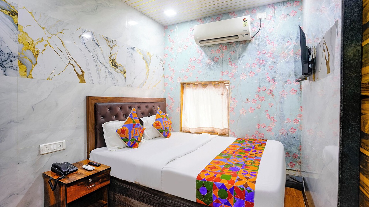 Photo of Bedroom in Marol