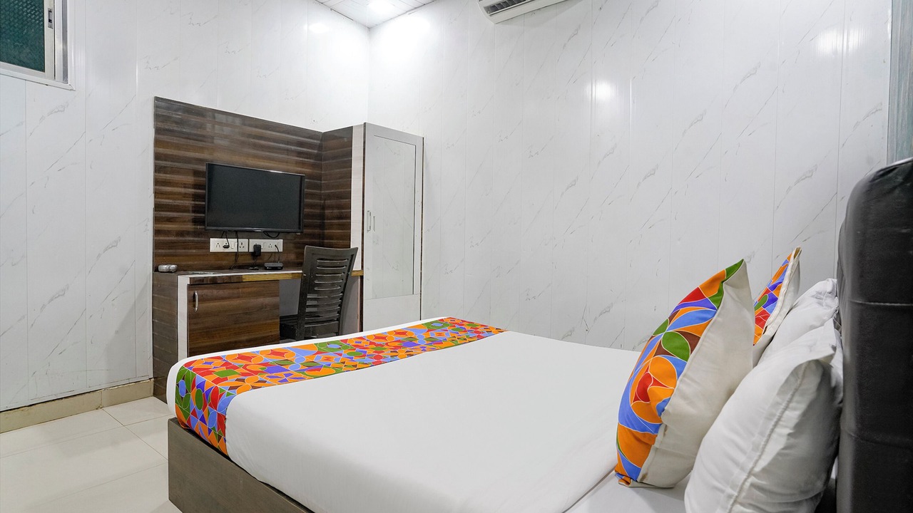 Photo of Bedroom in Marol