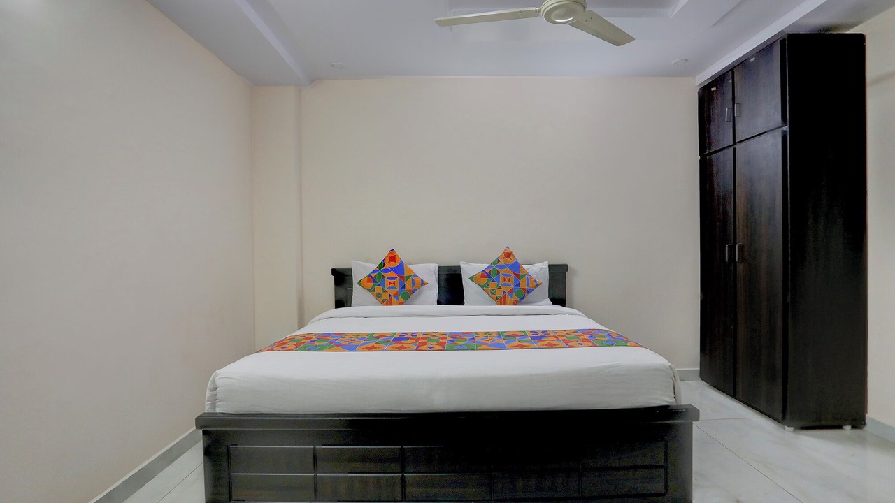 Photo of Bedroom in Kakinada