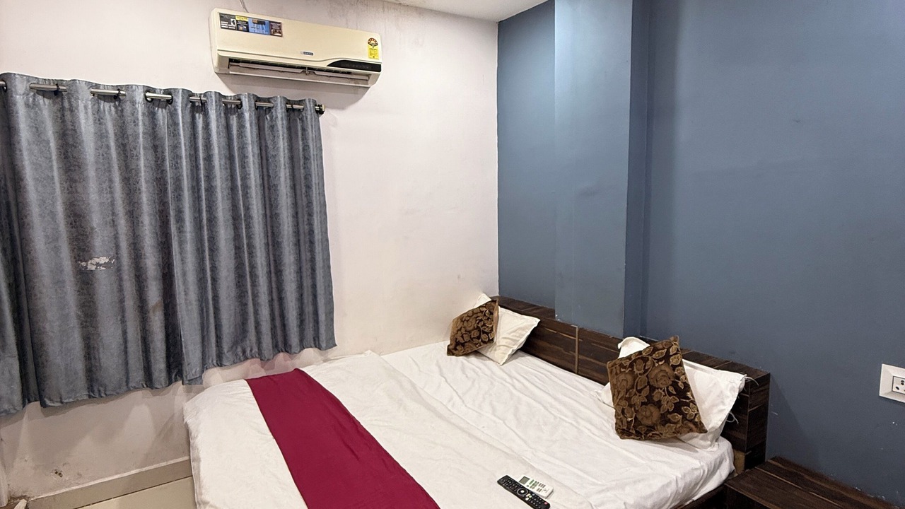 Photo of Bedroom in Ujjain