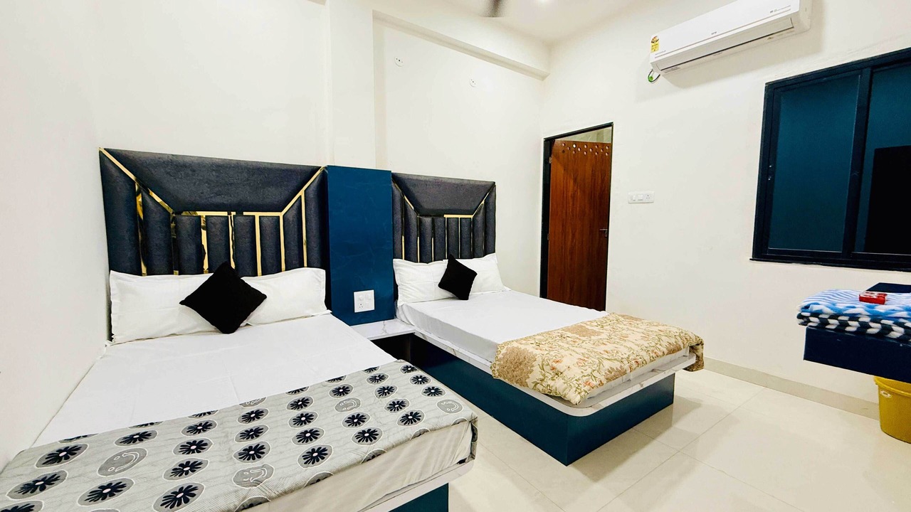 Photo of Bedroom in Omkareshwar