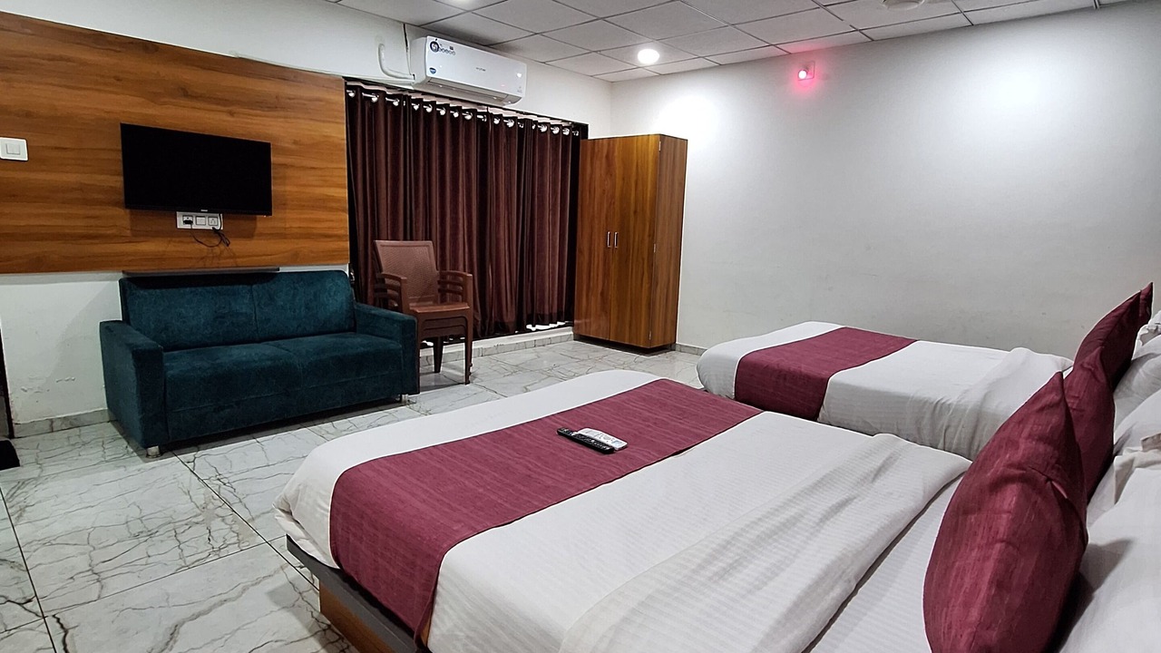 Photo of Bedroom in Rajkot