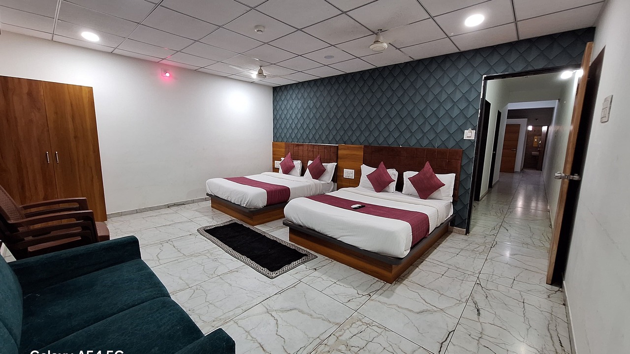 Photo of Bedroom in Rajkot