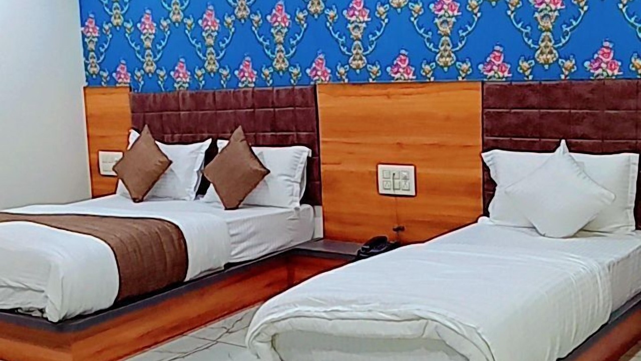 Photo of Bedroom in Rajkot