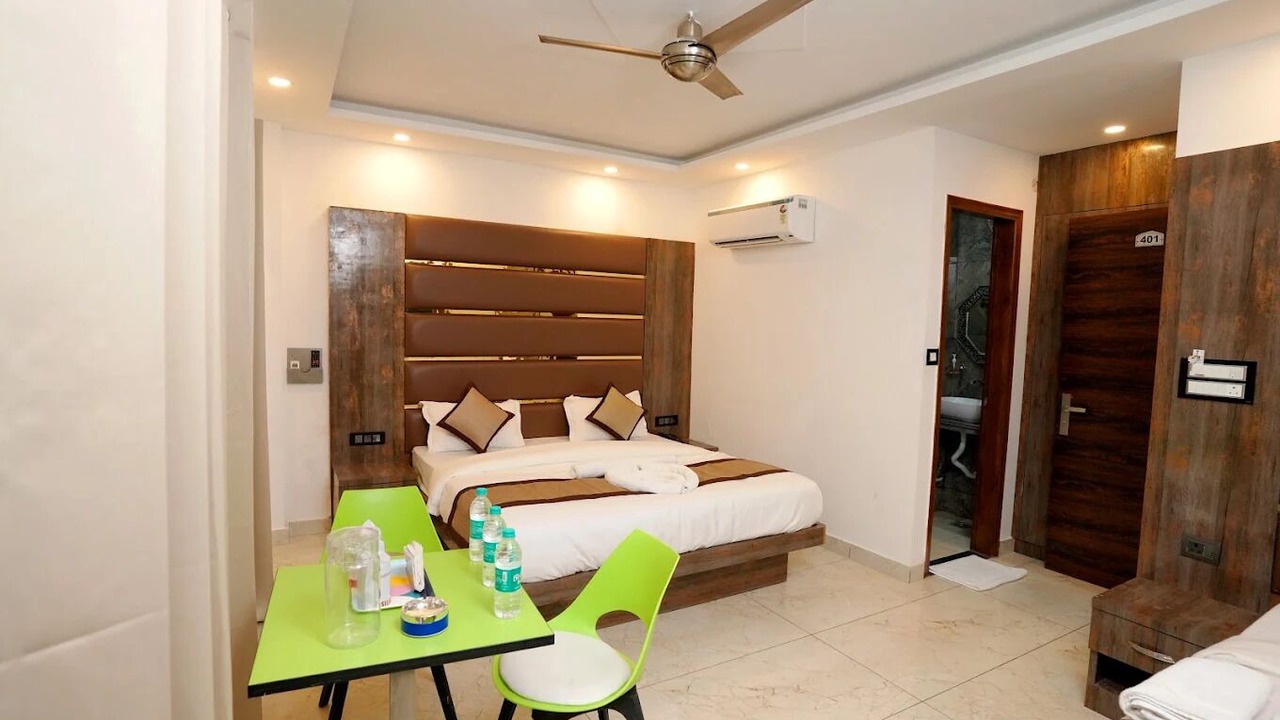 Photo of Bedroom in Tapovan