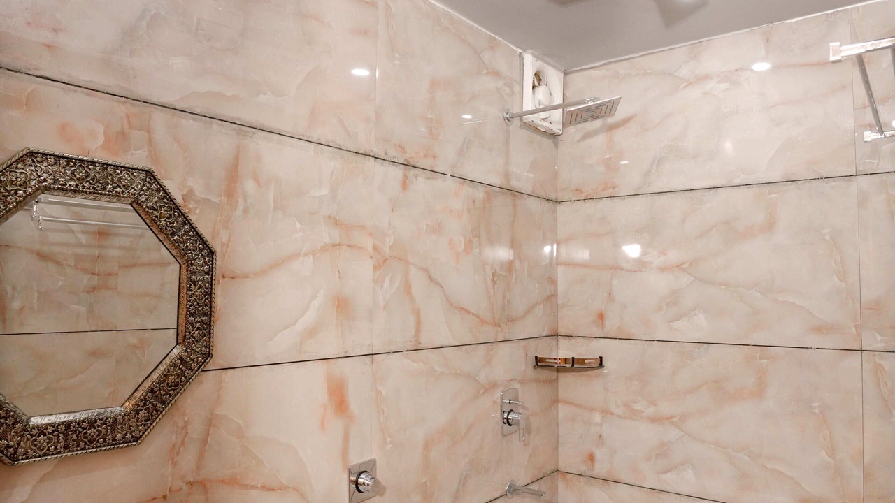 Photo of Bathroom in Tapovan