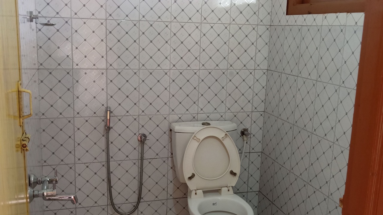 Photo of Bathroom in Kodaikanal
