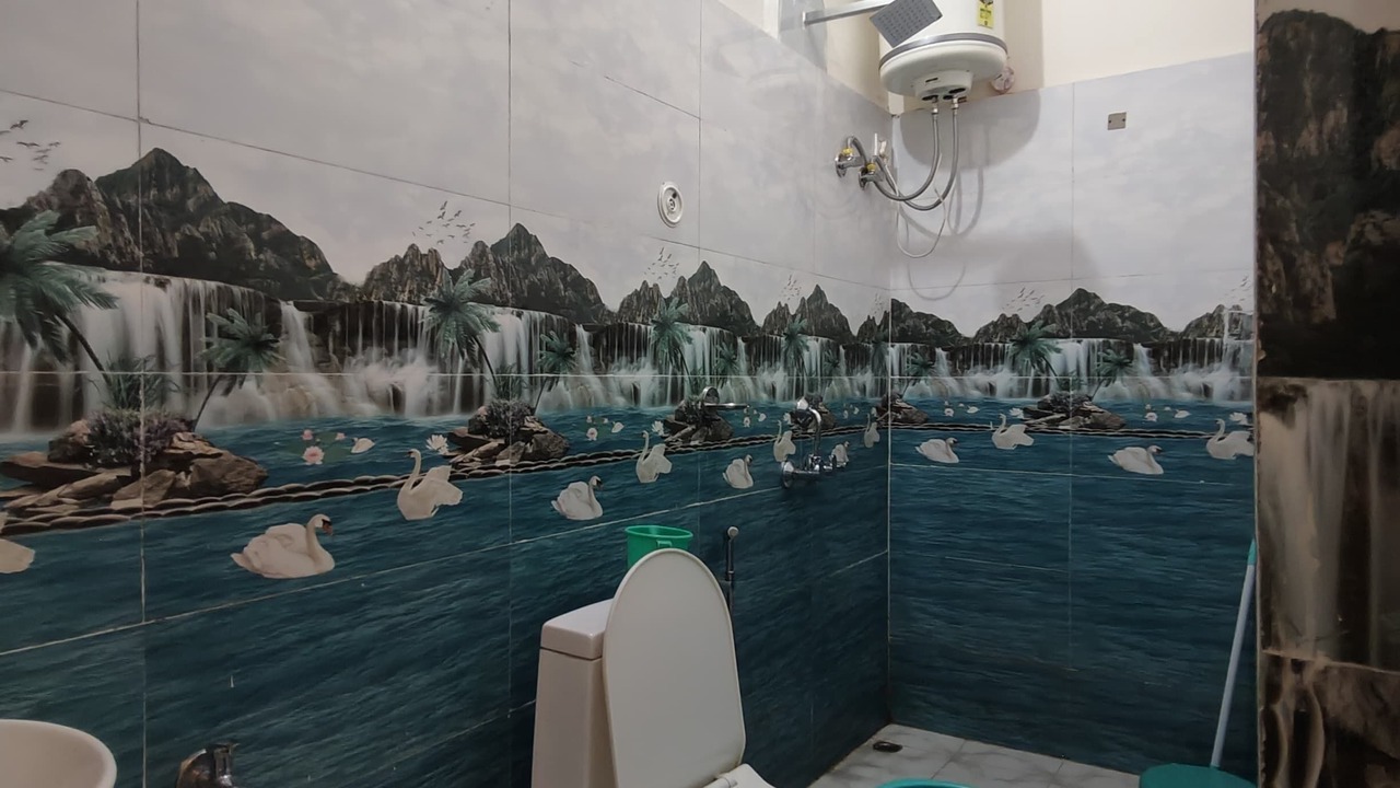 Photo of Bathroom in Ukhimath