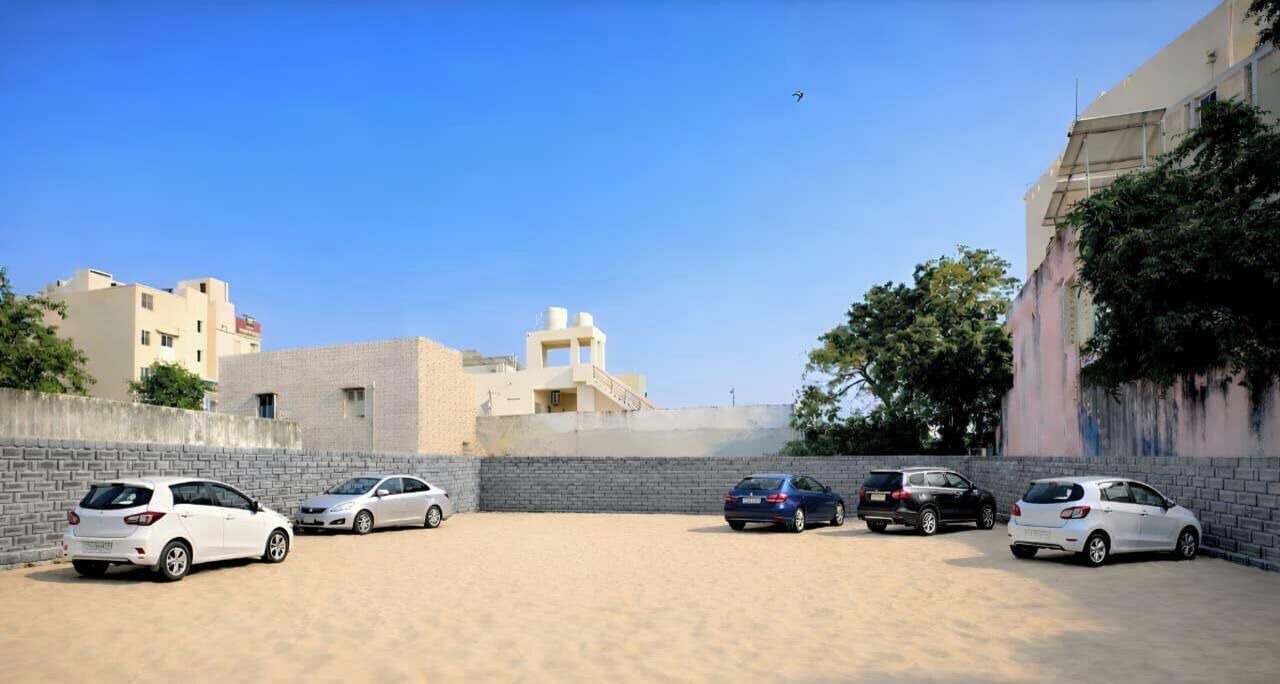 Photo of Others in Dwarka
