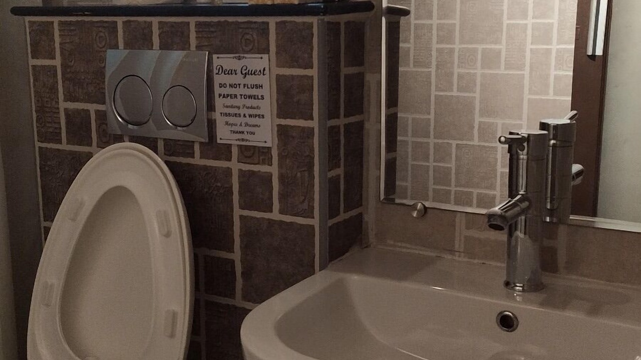 Photo of Bathroom in Kodaikanal