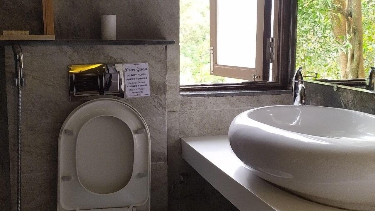 Photo of Bathroom in Kodaikanal