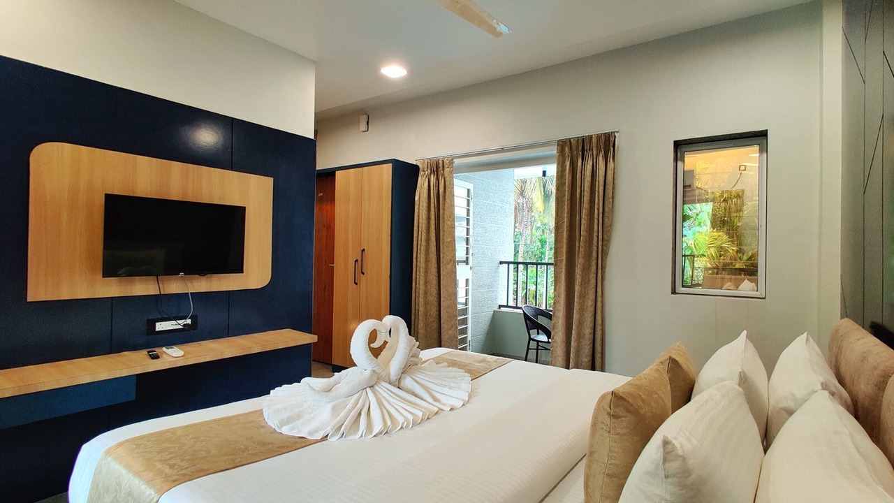 Photo of Bedroom in Diveagar