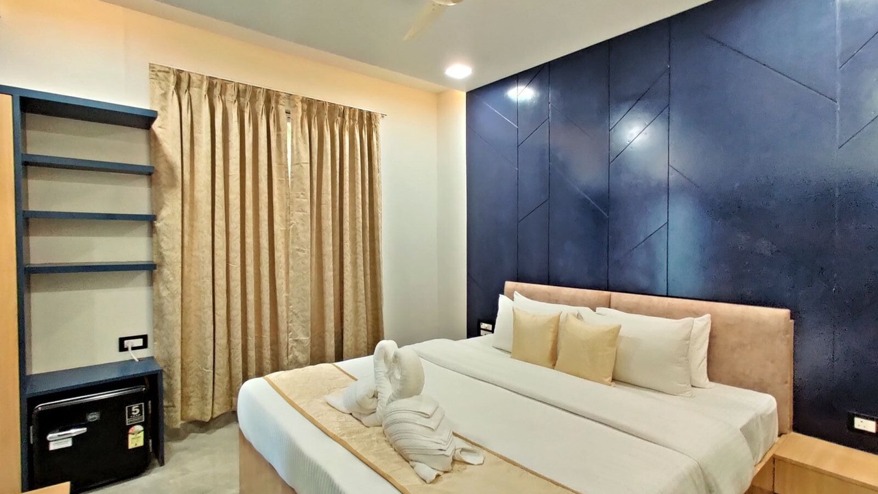 Photo of Bedroom in Diveagar