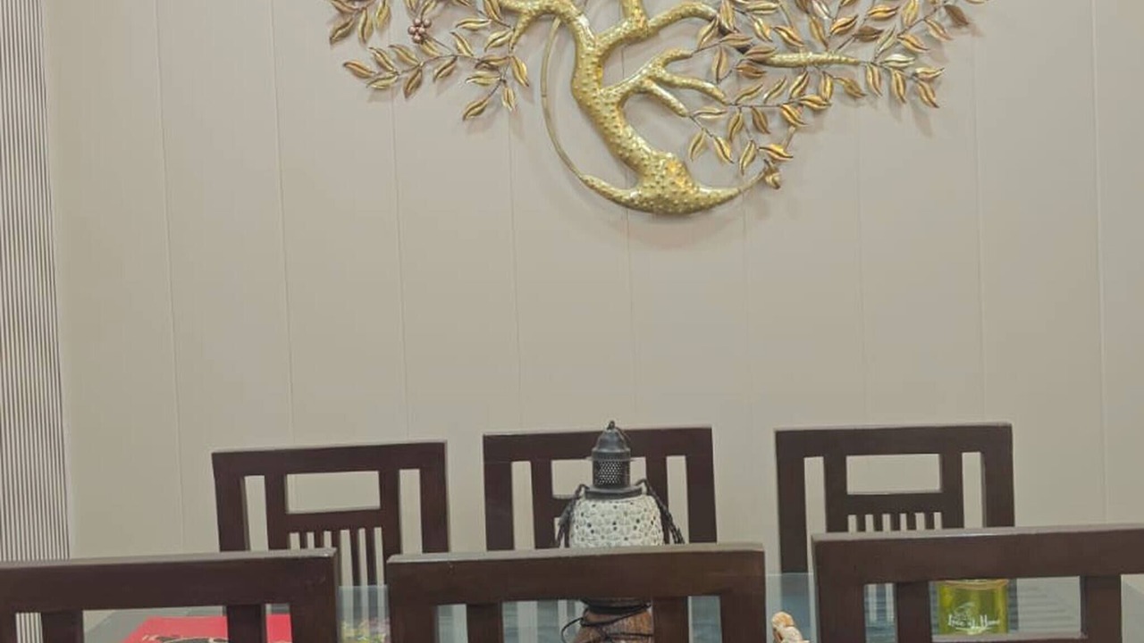 Photo of Bedroom in Taj Ganj